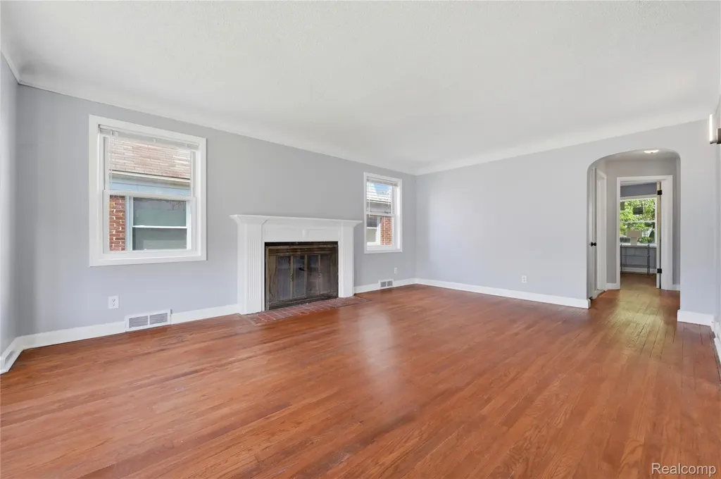18708 Robson Street Detroit City MI 48235