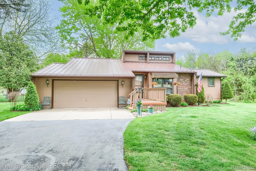 2390 N Vassar Road Davison Township MI 48423