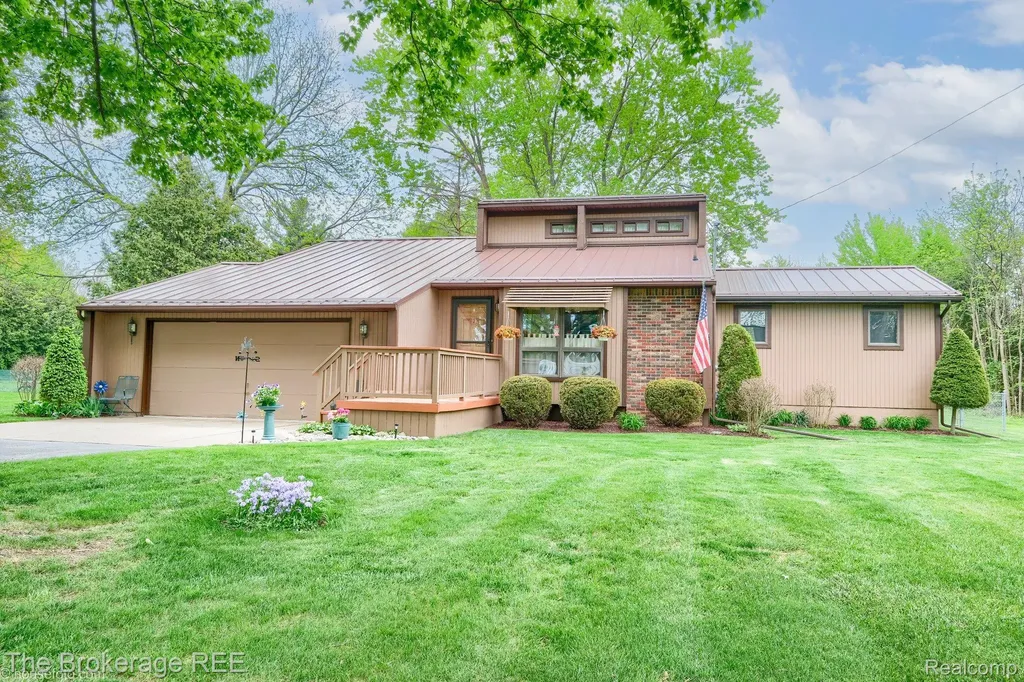 2390 N Vassar Road Davison Township MI 48423