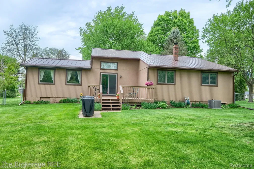 2390 N Vassar Road Davison Township MI 48423