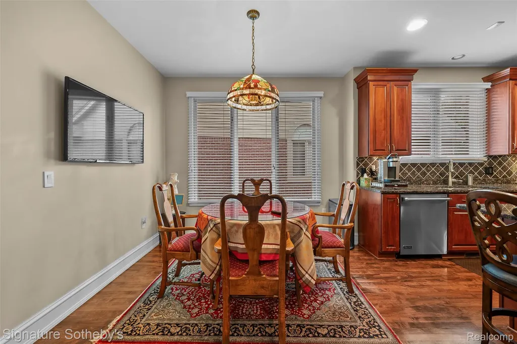 5375 Pembrooke Crossing Court West Bloomfield Charter Township MI 48322