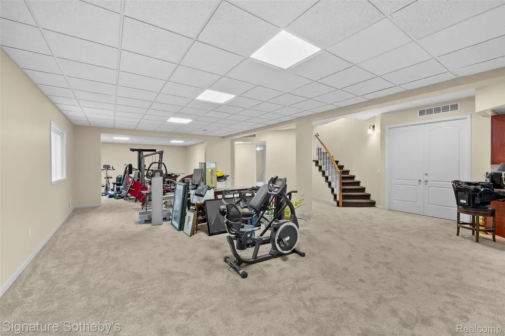 5375 Pembrooke Crossing Court West Bloomfield Charter Township MI 48322