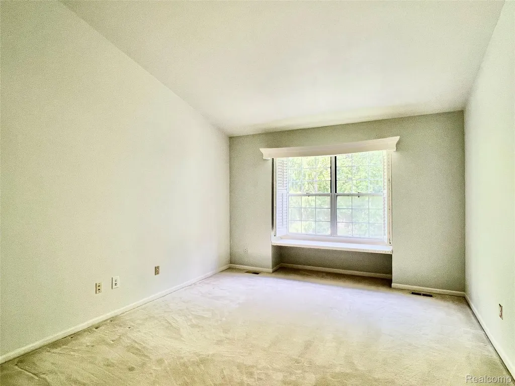 1168 Fairways Boulevard Troy City MI 48085
