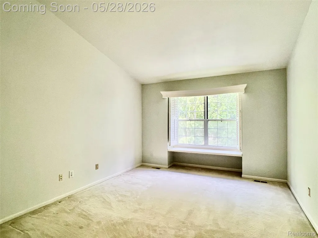 1168 Fairways Boulevard Troy City MI 48085