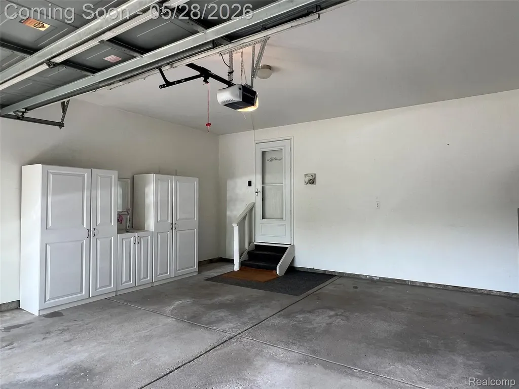 1168 Fairways Boulevard Troy City MI 48085