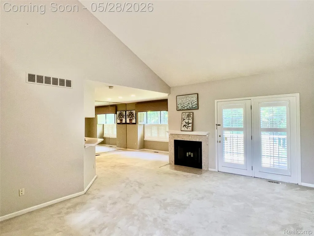 1168 Fairways Boulevard Troy City MI 48085