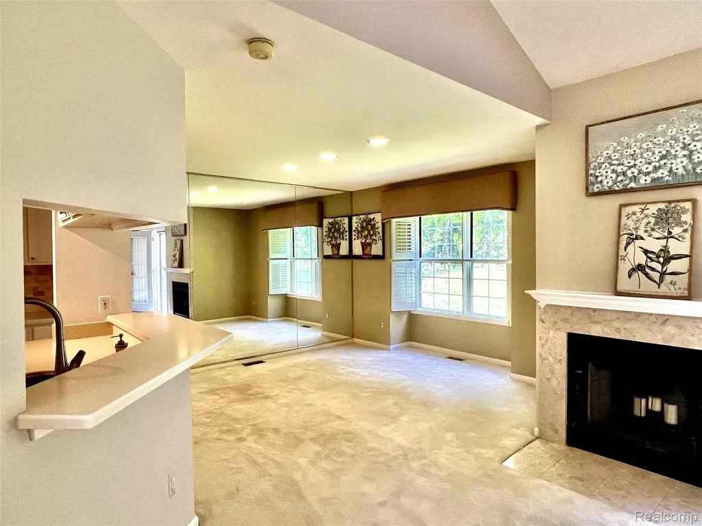 1168 Fairways Boulevard Troy City MI 48085
