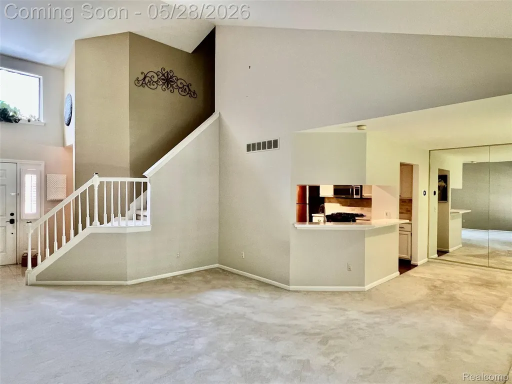 1168 Fairways Boulevard Troy City MI 48085