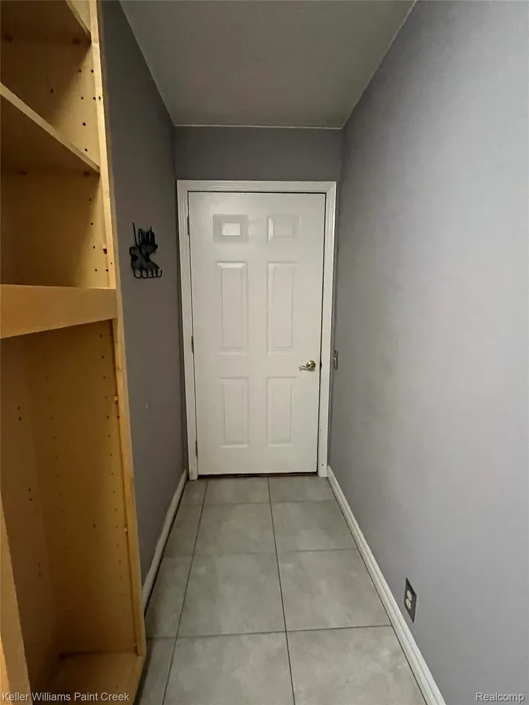 4971 Butler Drive Troy City MI 48085