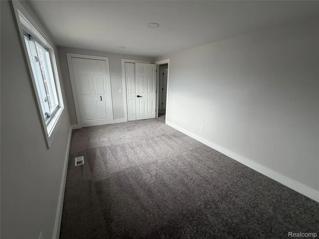 15542 Pennsylvania Street Southfield City MI 48075