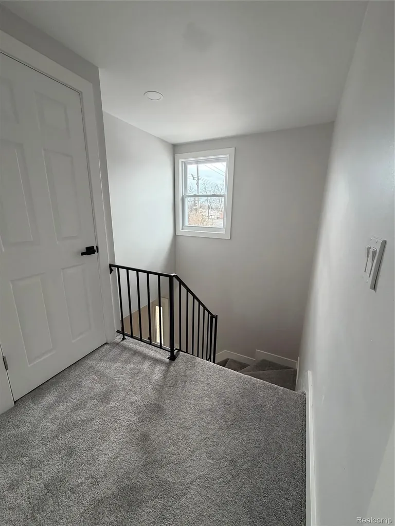 15542 Pennsylvania Street Southfield City MI 48075