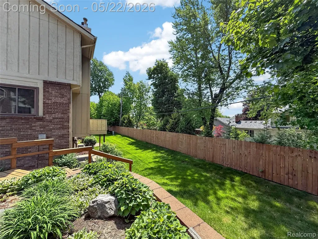 2853 Trailwood Drive Rochester Hills City MI 48309