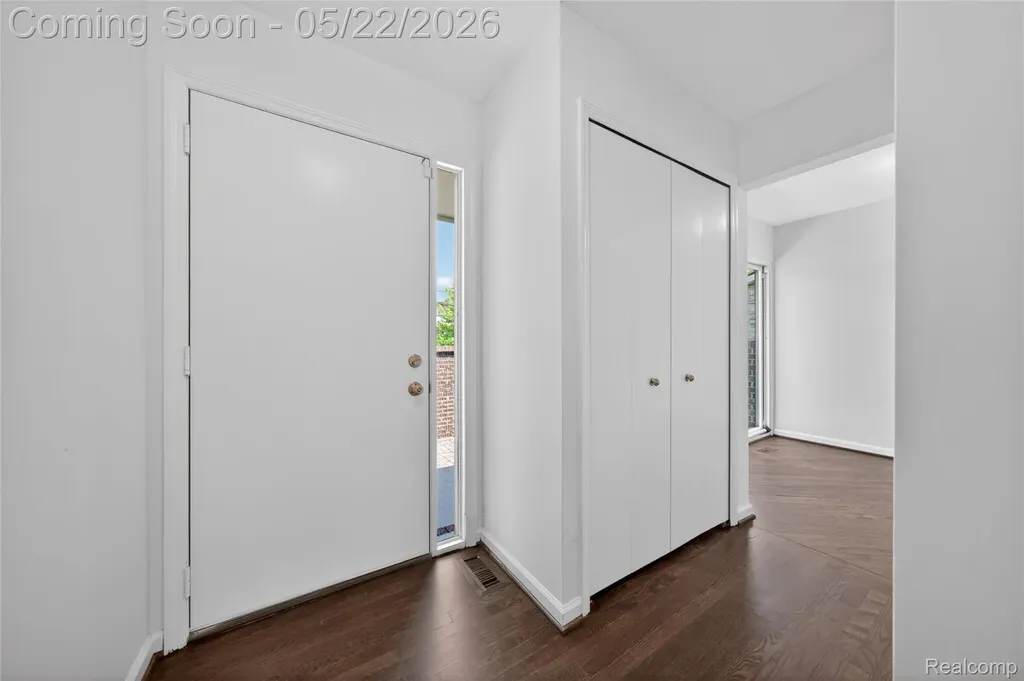 2853 Trailwood Drive Rochester Hills City MI 48309