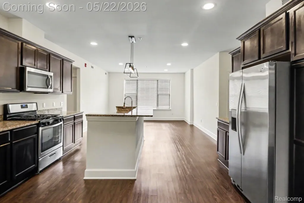 1250 Diamond Court Royal Oak City MI 48067