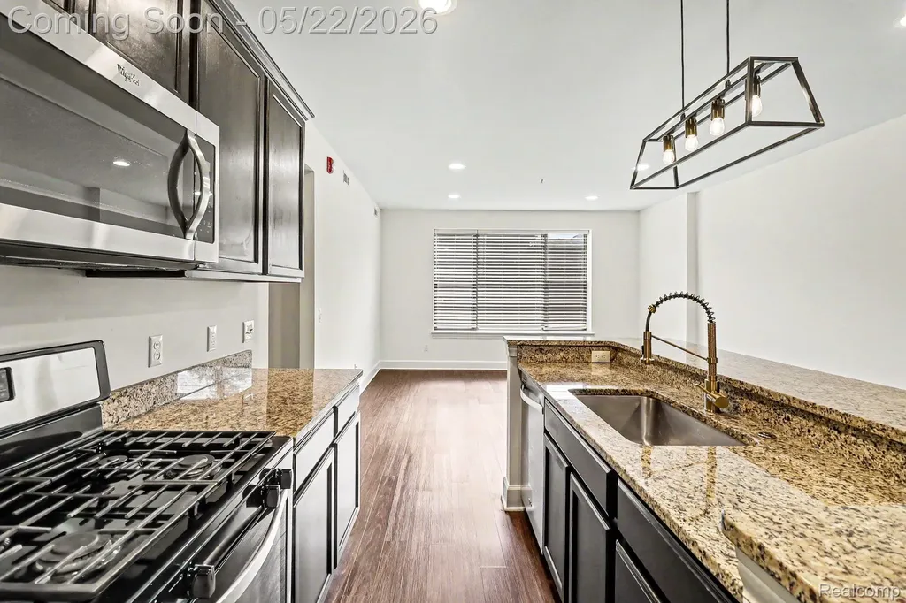 1250 Diamond Court Royal Oak City MI 48067