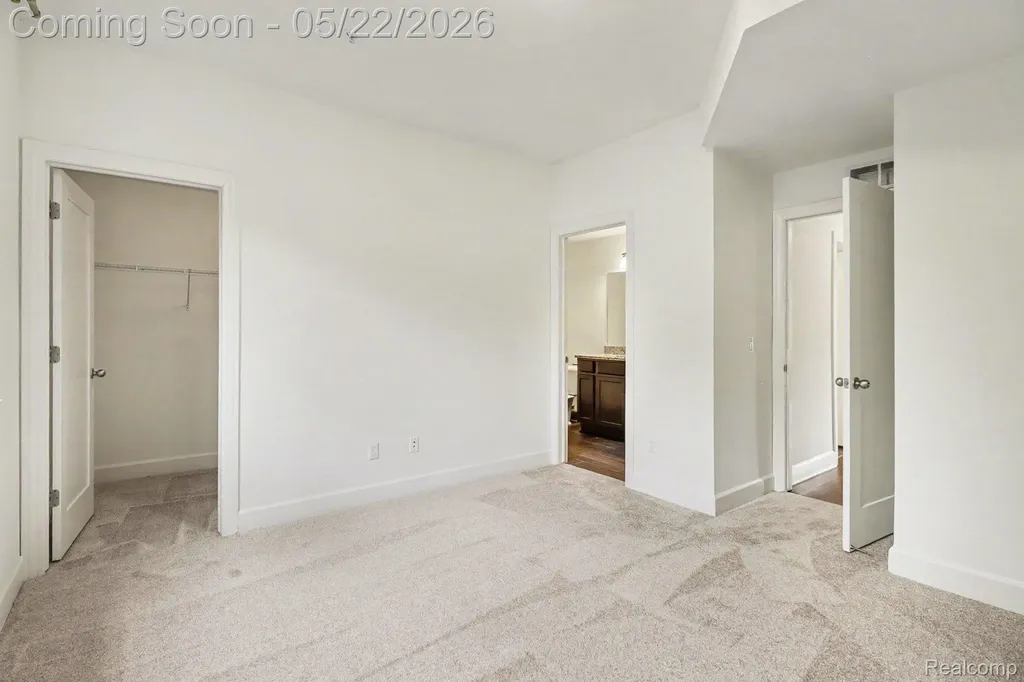 1250 Diamond Court Royal Oak City MI 48067