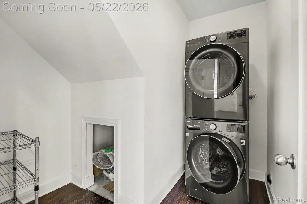 1250 Diamond Court Royal Oak City MI 48067
