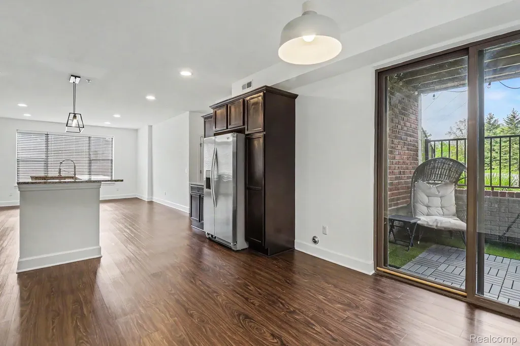 1250 Diamond Court Royal Oak City MI 48067