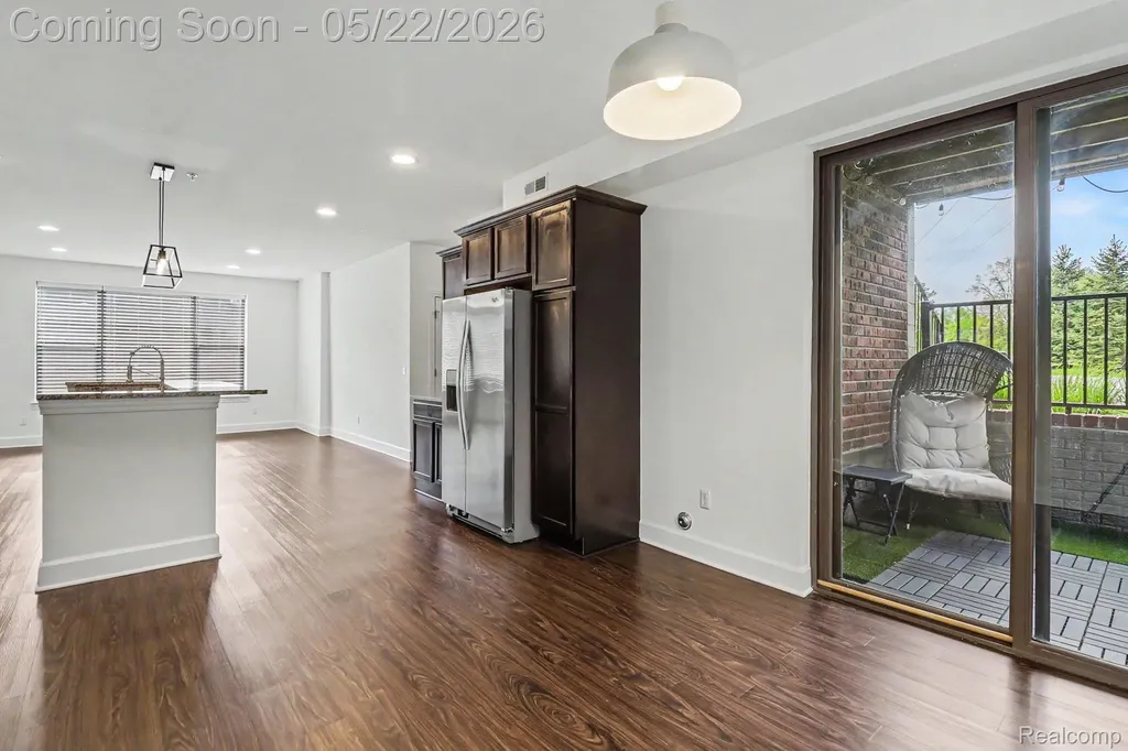 1250 Diamond Court Royal Oak City MI 48067