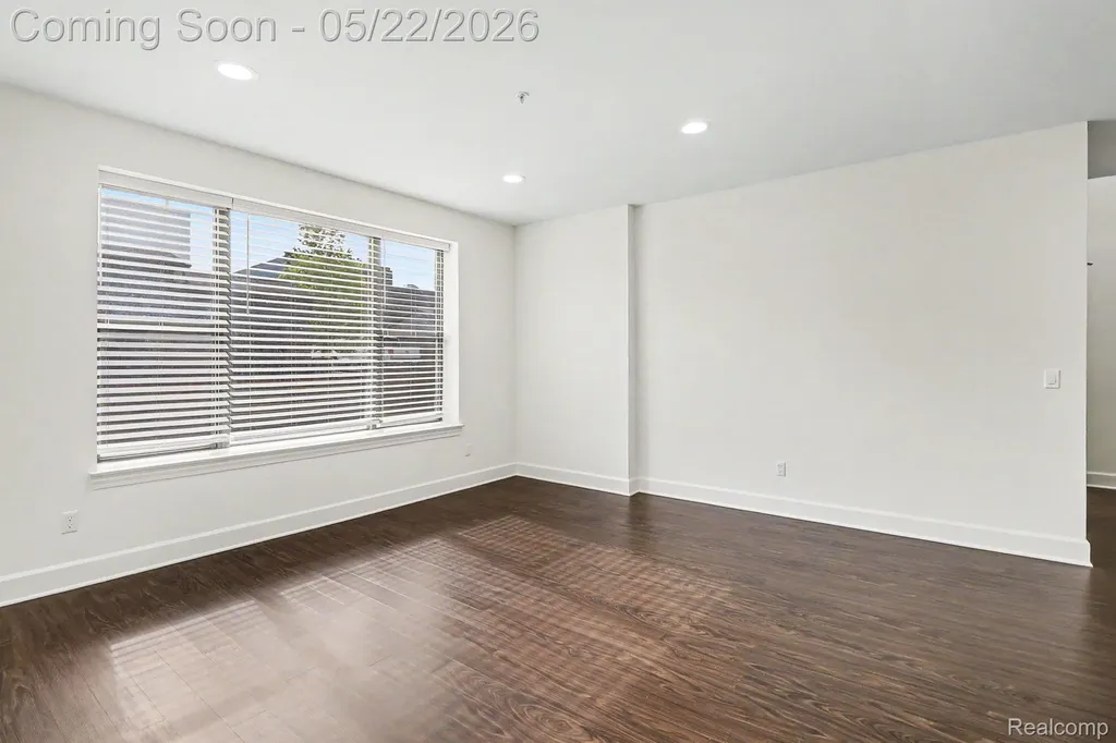 1250 Diamond Court Royal Oak City MI 48067
