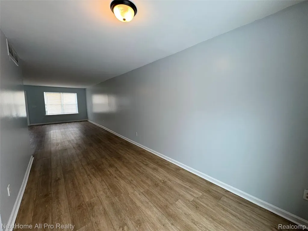 15473 Meyers Road Detroit City MI 48227