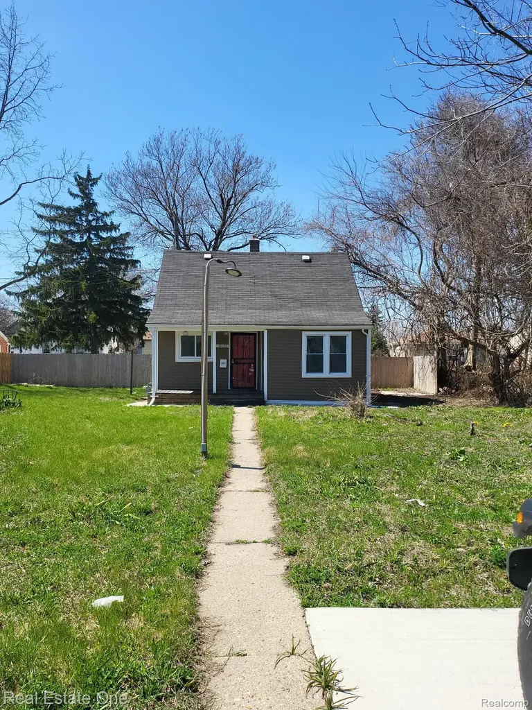 18603 Mackay Street Detroit City MI 48234