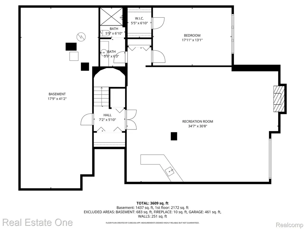 5000 Mirror Lake Court West Bloomfield Charter Township MI 48323