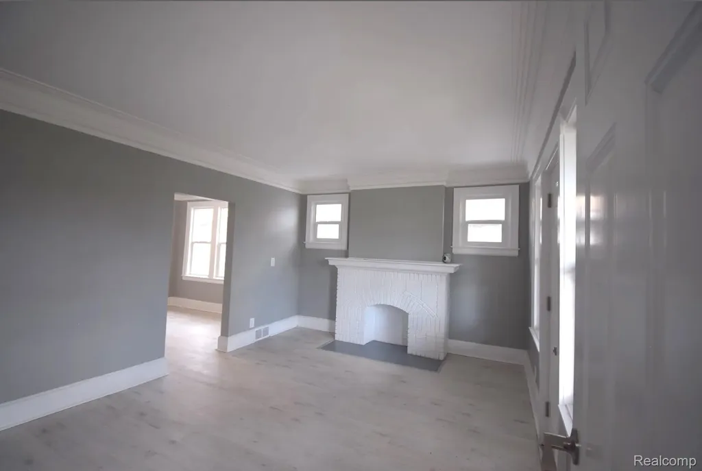 2340 Clements Street Detroit City MI 48238