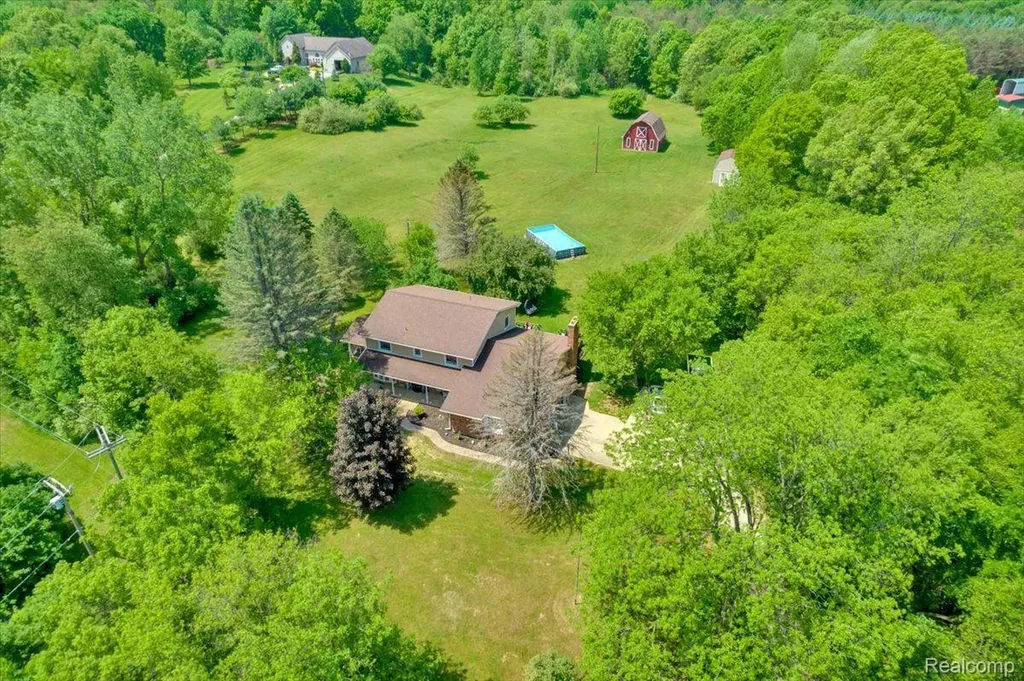 3483 Flint River Road Columbiaville Village MI 48421