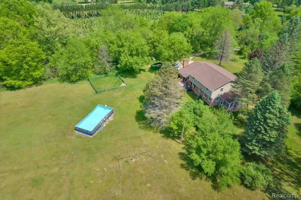 3483 Flint River Road Columbiaville Village MI 48421
