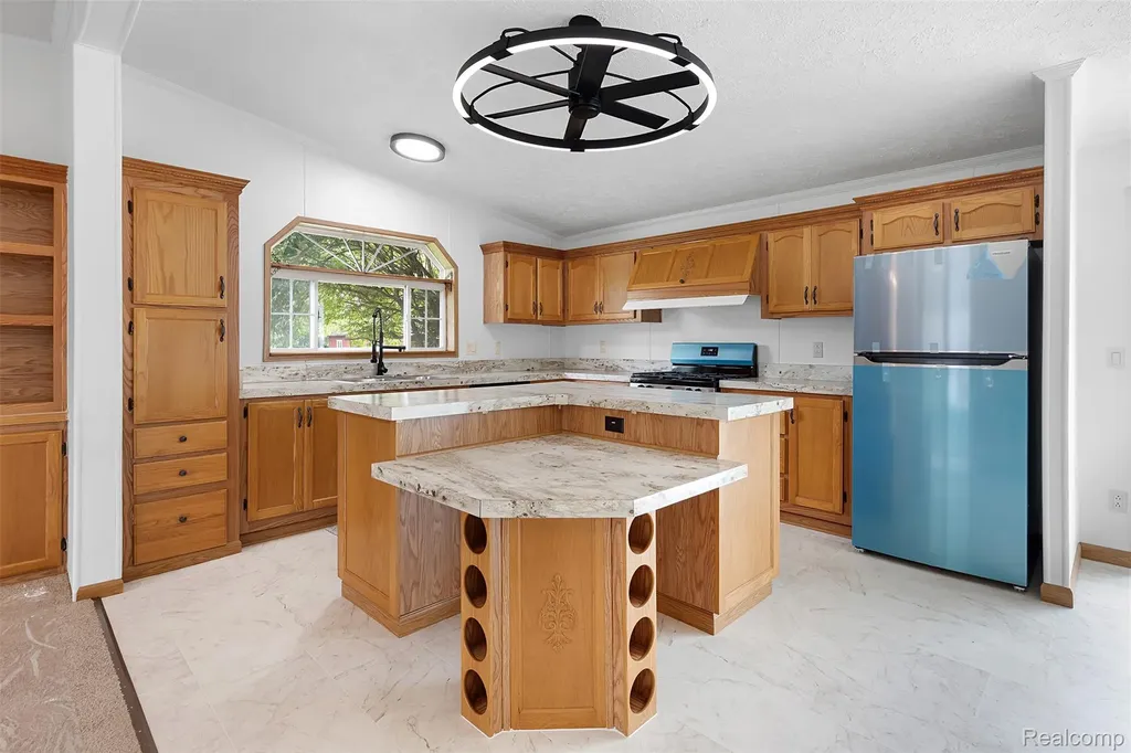 2616 Tim Avenue Brighton Township MI 48114
