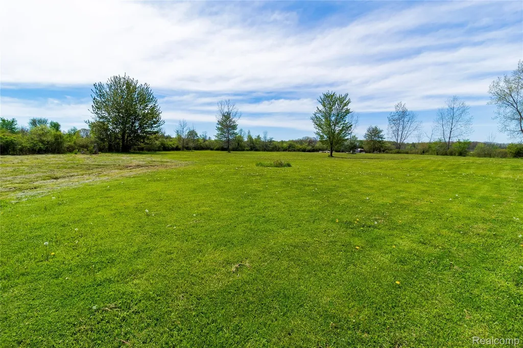 2579 Braidwood Road Riley Township MI 48041