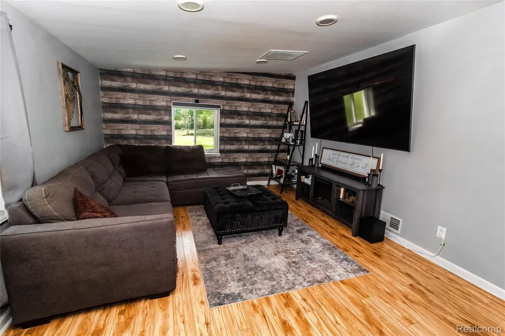 2579 Braidwood Road Riley Township MI 48041