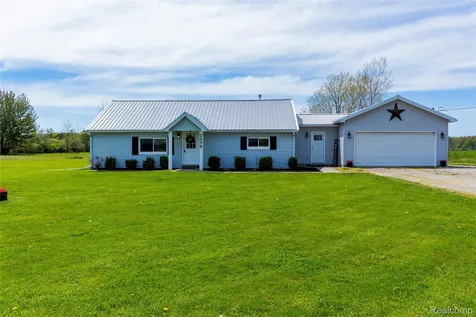 2579 Braidwood Road Riley Township MI 48041