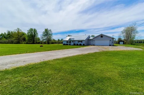2579 Braidwood Road Riley Township MI 48041