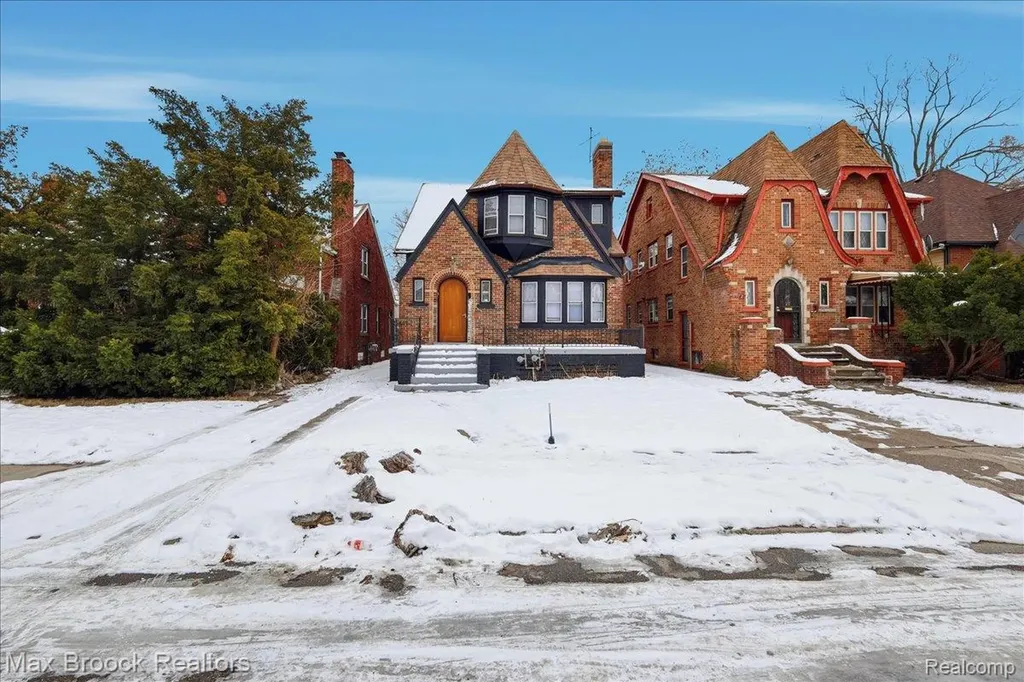 17180 Kentucky Street Detroit City MI 48221