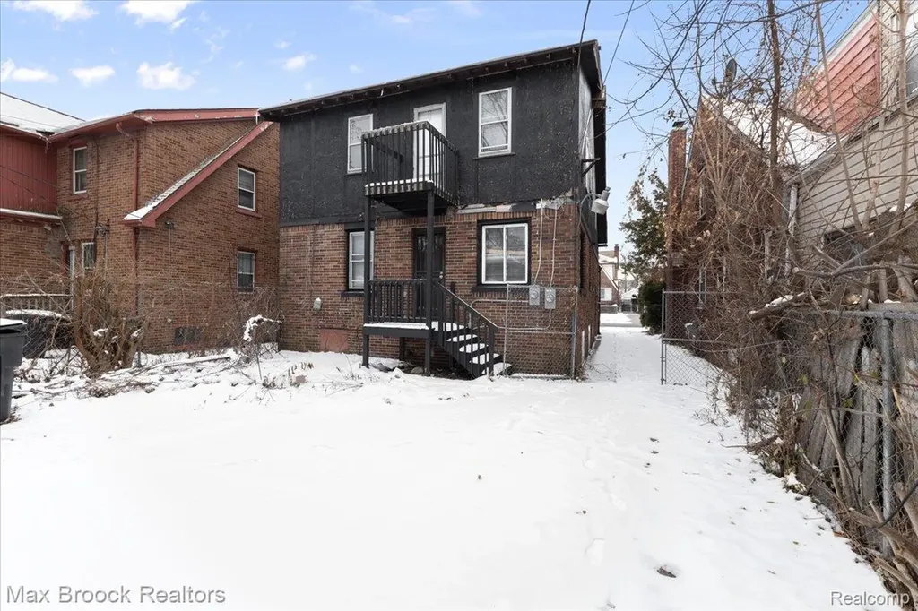 17180 Kentucky Street Detroit City MI 48221