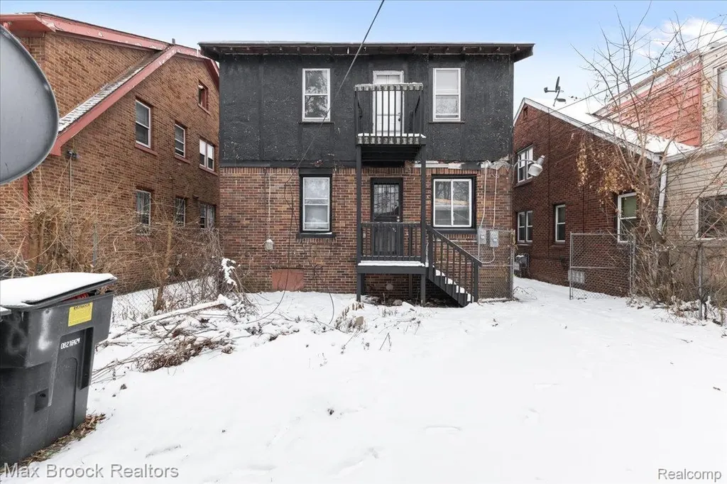 17180 Kentucky Street Detroit City MI 48221