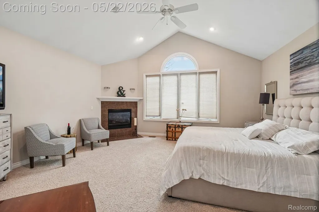 2738 Pebble Beach Drive Oakland Charter Township MI 48363