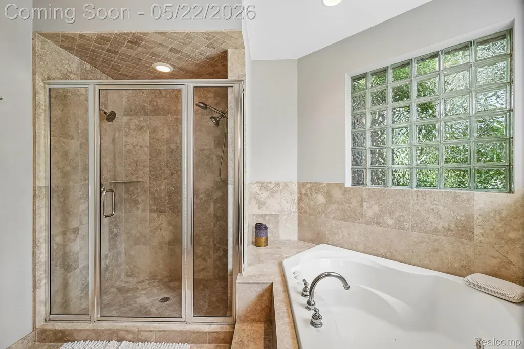 2738 Pebble Beach Drive Oakland Charter Township MI 48363