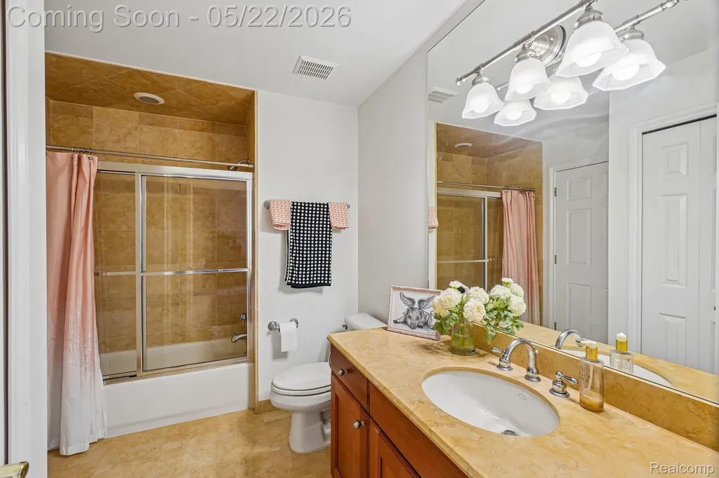 2738 Pebble Beach Drive Oakland Charter Township MI 48363