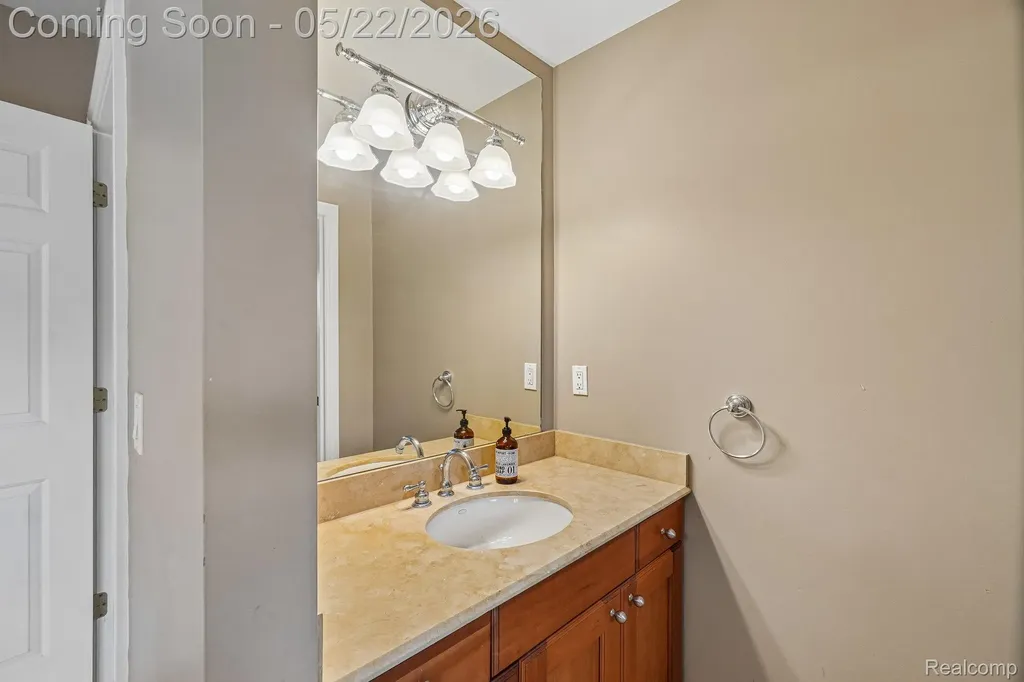 2738 Pebble Beach Drive Oakland Charter Township MI 48363