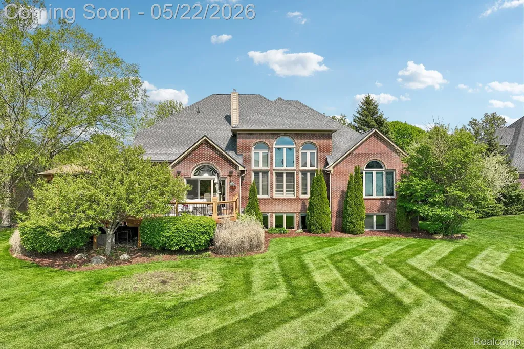 2738 Pebble Beach Drive Oakland Charter Township MI 48363