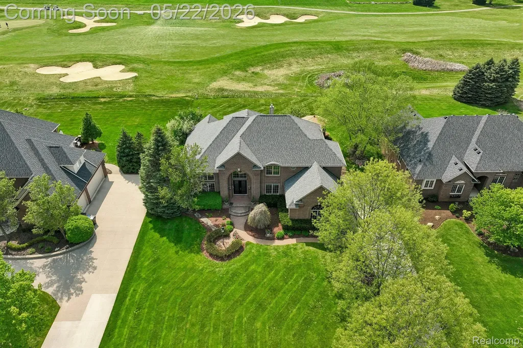 2738 Pebble Beach Drive Oakland Charter Township MI 48363