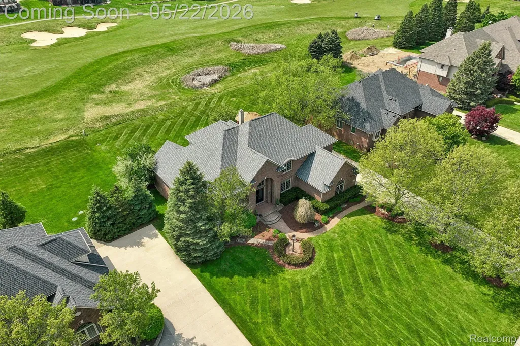 2738 Pebble Beach Drive Oakland Charter Township MI 48363