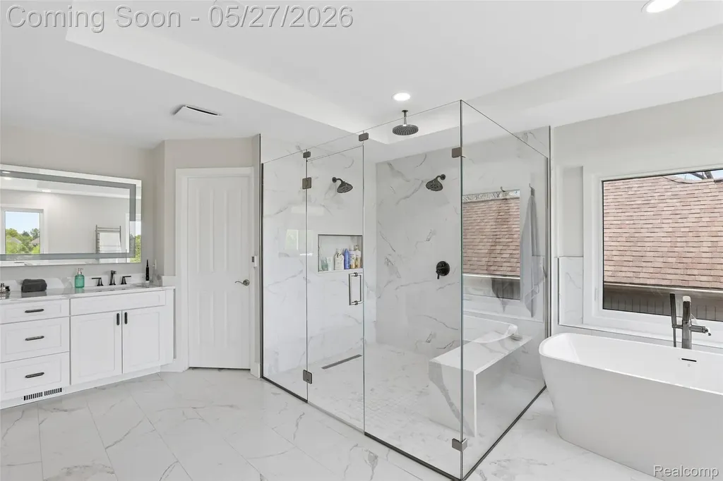 1600 Vanstone Drive Commerce Charter Township MI 48382