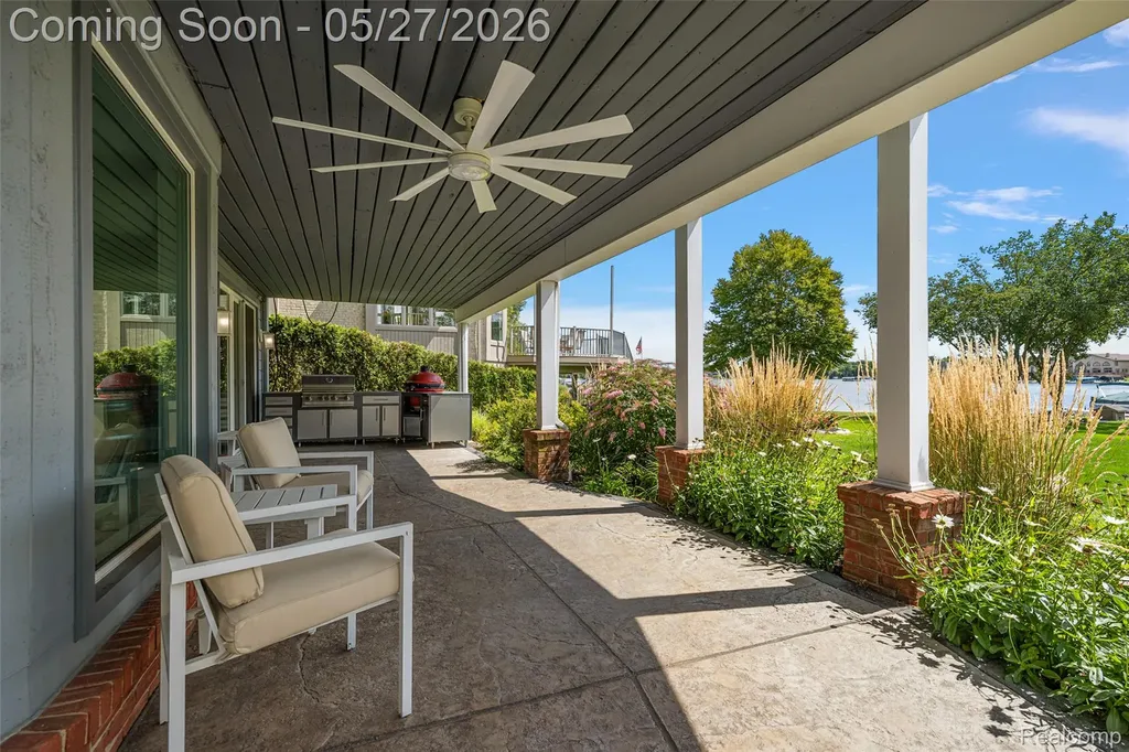 1600 Vanstone Drive Commerce Charter Township MI 48382