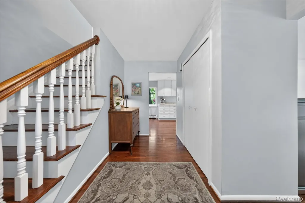 3717 Tyrconnel Court West Bloomfield Charter Township MI 48323