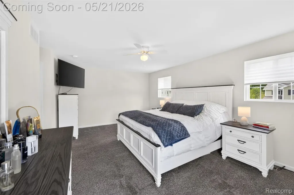 3969 Lotus Landing Circle Waterford Charter Township MI 48329