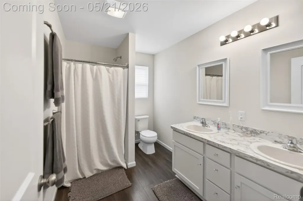 3969 Lotus Landing Circle Waterford Charter Township MI 48329